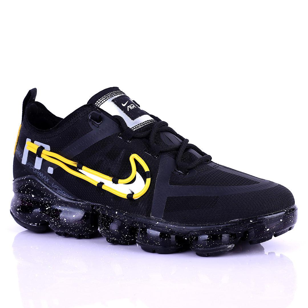 AD Black Sneakers With Yellow Smiley And Logo Design Tuned Pressure Sole - Obeezi.com