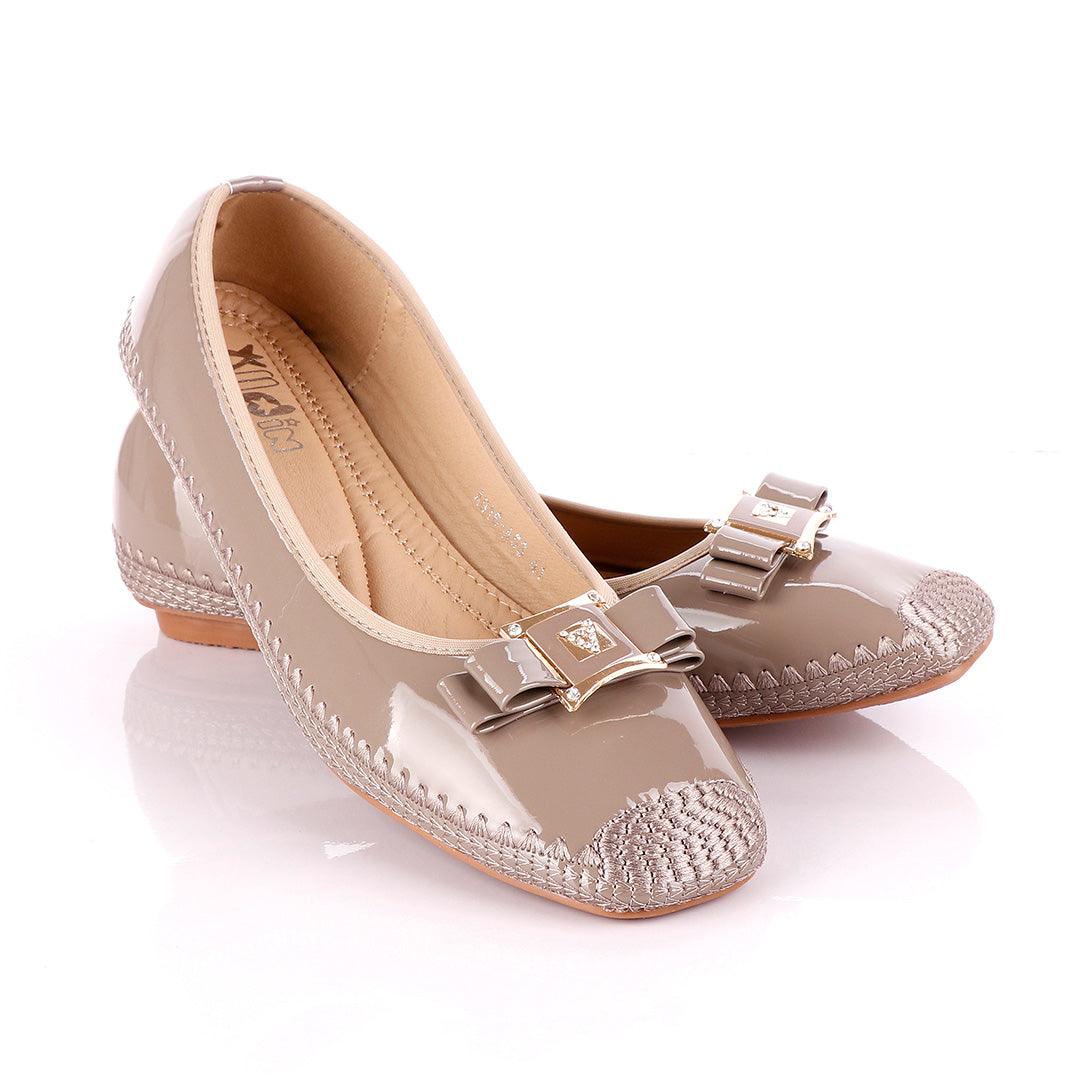 Fashionable Classic Crested Khaki Gloss Women's Flat Shoe - Obeezi.com