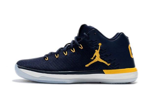 N A J XXXI 31 Low Michigan Wolverines College Navy Amarillo White Men's Basketball Sneakers - Obeezi.com