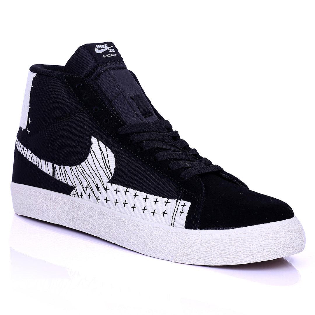 NK Exquisite White And Black Designed Sneakers With Solid White Sole - Obeezi.com