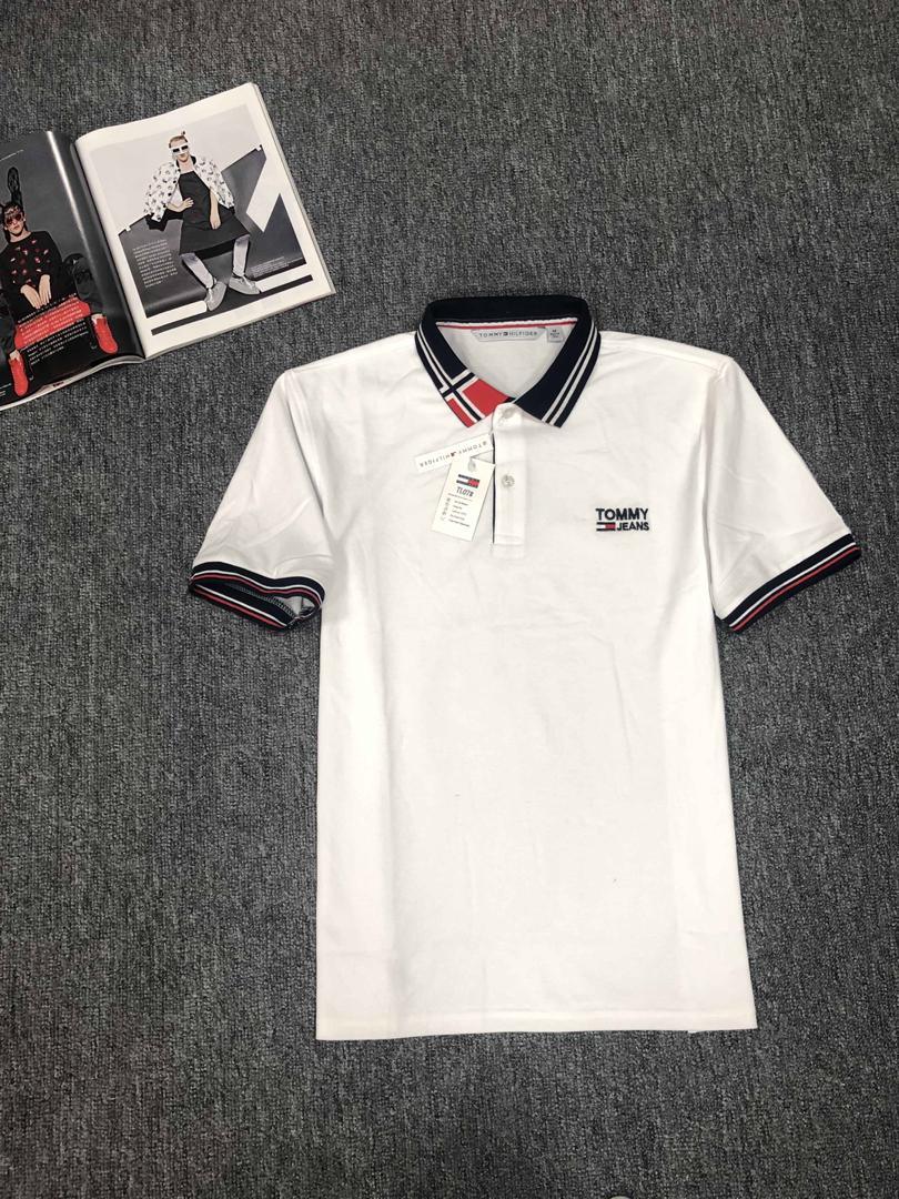 Tommy Hilfiger Crested Design Plain White with Striped Collar - Obeezi.com